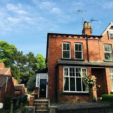 Victorian End-Of-Terrace, Boston Spa ภายนอก รูปภาพ
